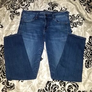 EUC American Eagle Jeans
